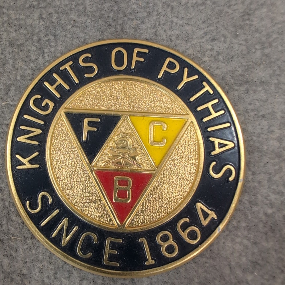 Knights of Pythias FCB Since 1864 Gold Tone Enamel Medallion Paperweight Emblem - Picture 1 of 2
